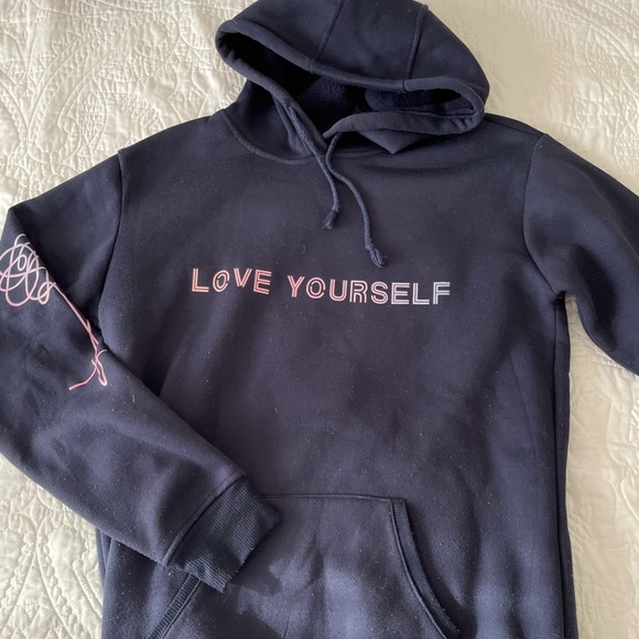 BTS hoodie - Picture 1 of 3
